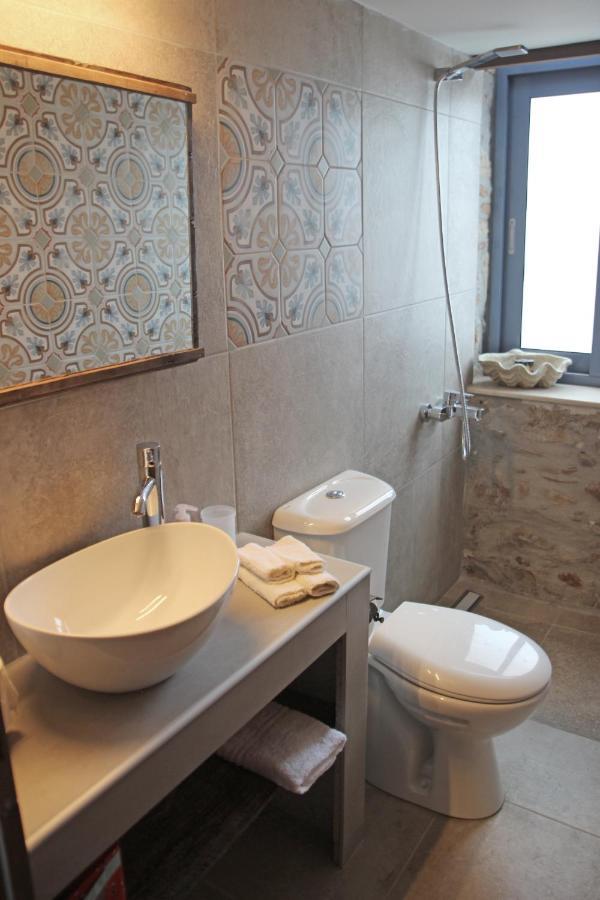 Laini Guest Houses Kouloukouthiana Екстер'єр фото