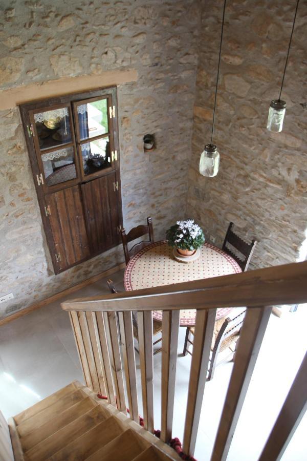 Laini Guest Houses Kouloukouthiana Екстер'єр фото
