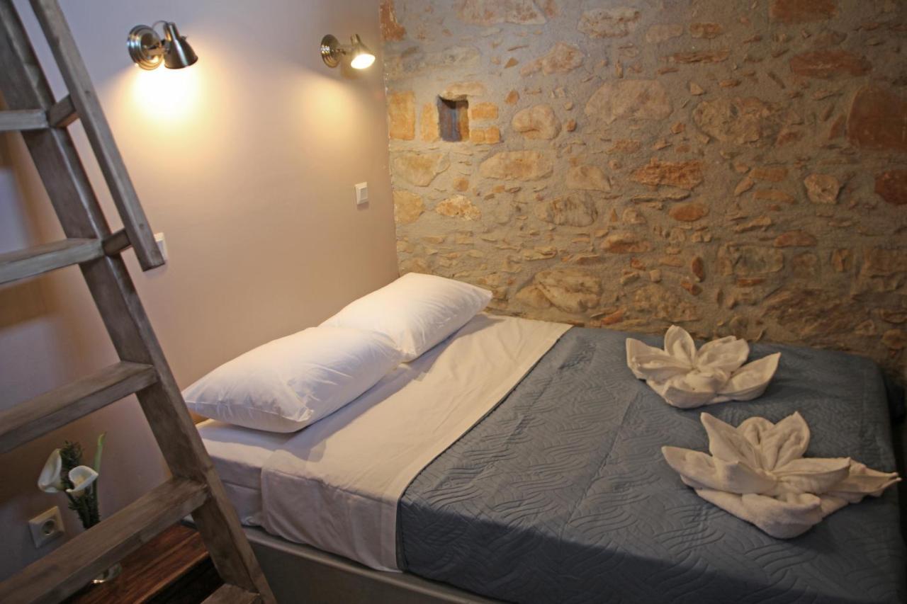 Laini Guest Houses Kouloukouthiana Екстер'єр фото